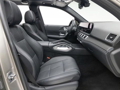 Used 2022 Mercedes-Benz Maybach GLS 600 Mercedes-Maybach GLS 600 4MATI image 18