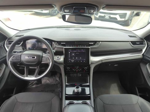 Used 2023 Jeep Grand Cherokee L Laredo w/ Luxury Tech Group I AWD/4WD image 30