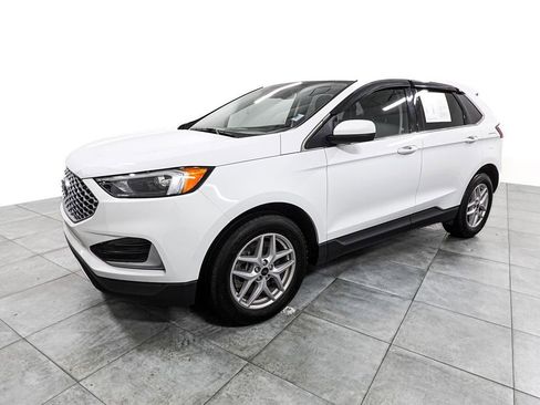Used 2023 Ford Edge SEL AWD/4WD image 3