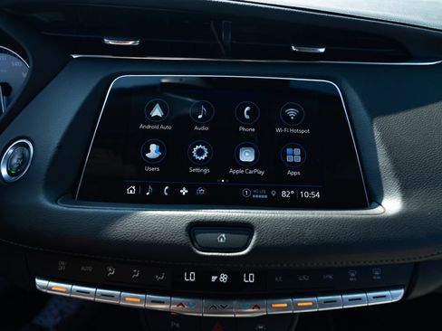 Used 2023 Cadillac XT4 Premium Luxury AWD/4WD image 13