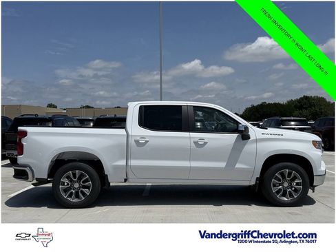 New 2026 Chevrolet Silverado 1500 LT w/ Convenience Package II RWD image 3