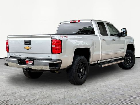 Used 2018 Chevrolet Silverado 1500 LT w/ All Star Edition AWD/4WD image 6