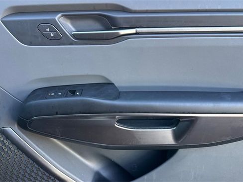 Certified 2024 Kia EV9 Light Long Range image 23