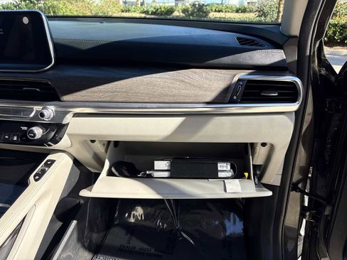 Used 2022 Kia Telluride EX image 20
