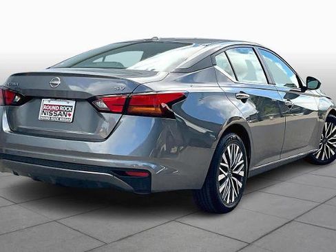 Certified 2024 Nissan Altima 2.5 SV FWD image 13