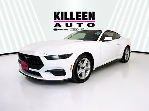 New 2026 Ford Mustang Coupe RWD image 3