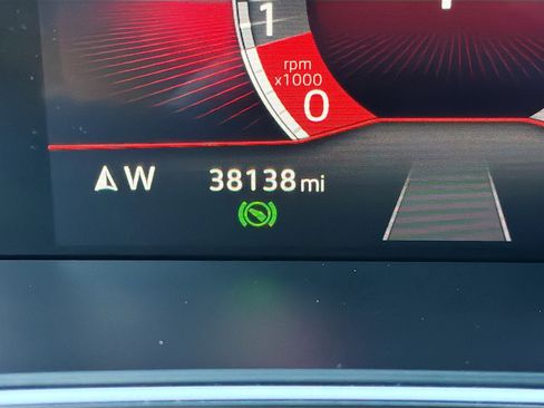 Used 2024 Volkswagen Tiguan Wolfsburg Edition image 40