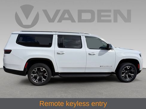 Certified 2024 Jeep Wagoneer L Series III w/ Flexible Seating Group AWD/4WD image 6