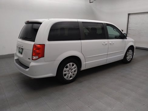 Used 2017 Dodge Grand Caravan SE FWD image 10