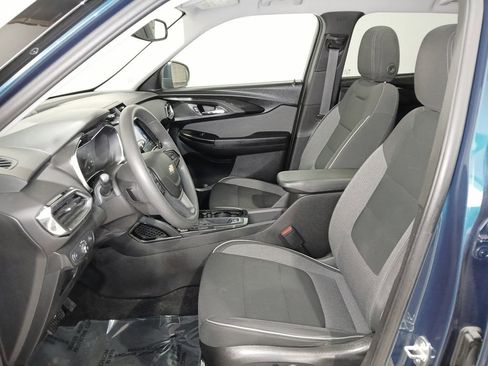 Used 2021 Chevrolet TrailBlazer LT w/ Sun and Liftgate Package AWD/4WD image 10