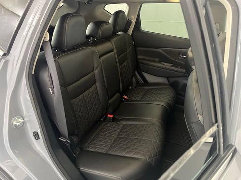 Used 2024 Nissan Murano Platinum w/ Cargo Package AWD/4WD image 21