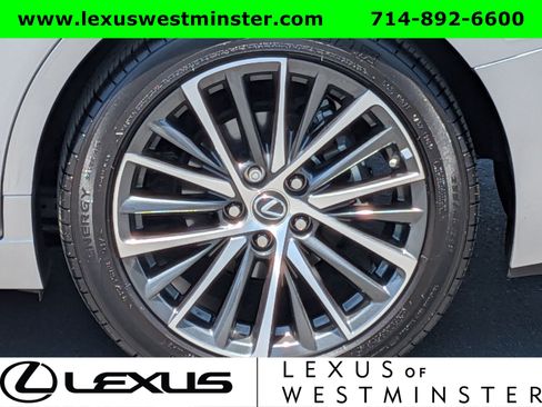 Certified 2025 Lexus ES 350 w/ Premium Package FWD image 13