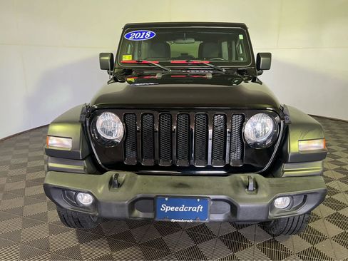 Used 2018 Jeep Wrangler Unlimited Sport S AWD/4WD image 2