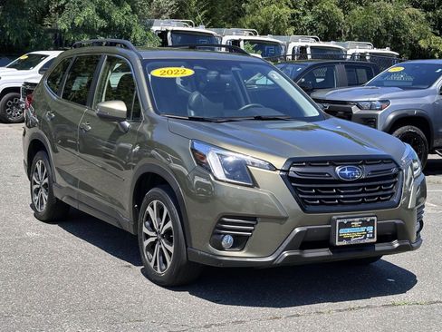Used 2022 Subaru Forester Limited AWD/4WD image 5
