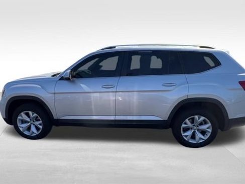 Used 2019 Volkswagen Atlas SE w/ Towing Package AWD/4WD image 3
