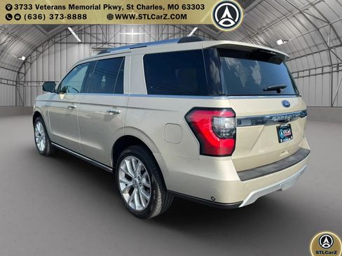 Used 2018 Ford Expedition Limited w/ Equipment Group 302A AWD/4WD image 5
