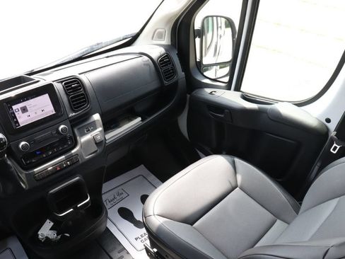 Used 2023 RAM ProMaster 3500 FWD image 14