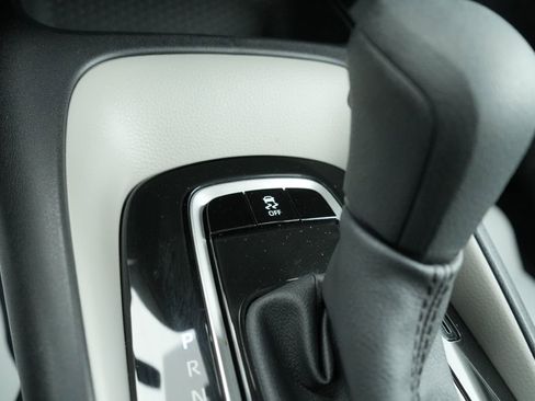 Used 2026 Toyota Corolla LE image 31