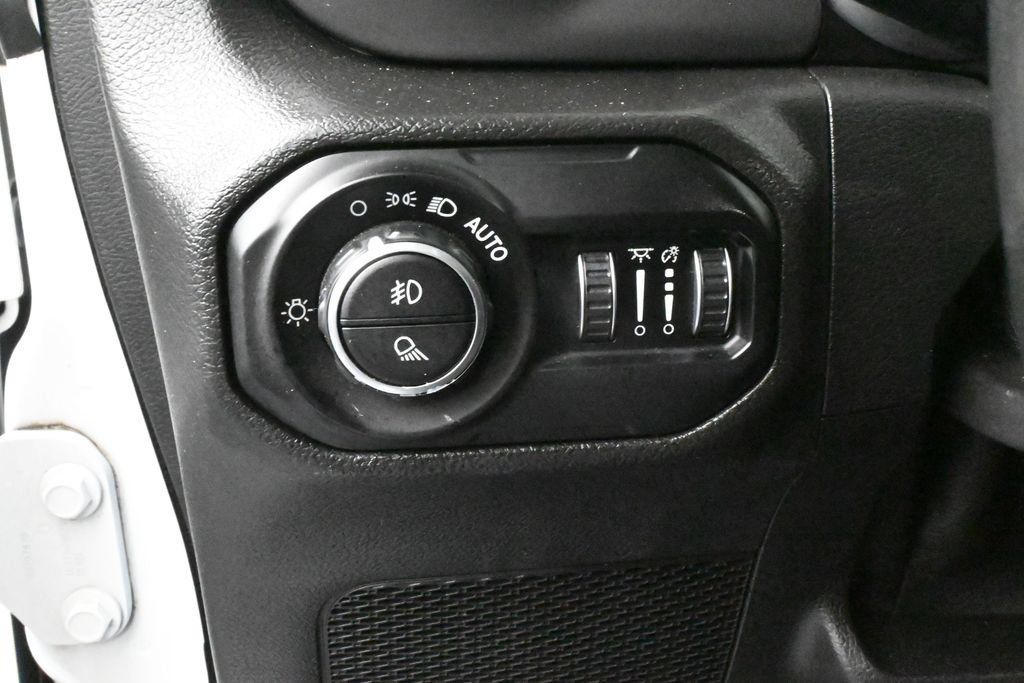 Used 2021 Jeep Gladiator Sport AWD/4WD image 16
