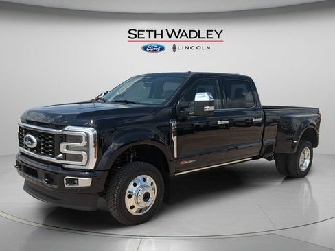Used 2026 Ford F450 Platinum w/ Platinum Plus Package AWD/4WD image 3