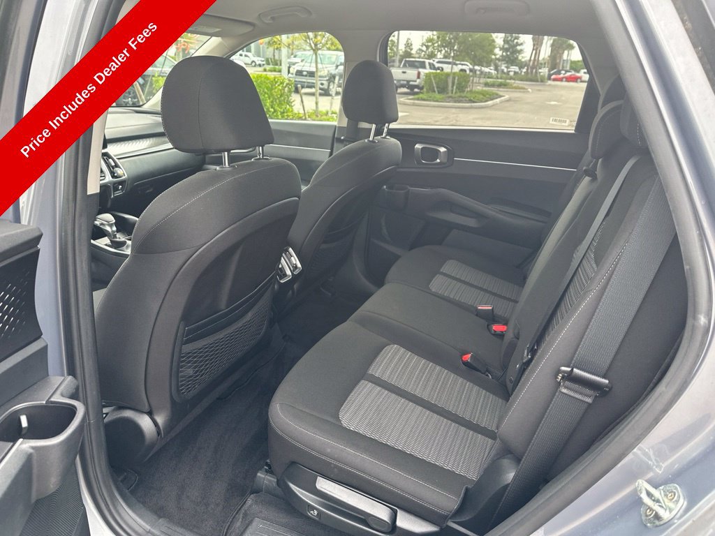 Used 2021 Kia Sorento LX FWD image 10