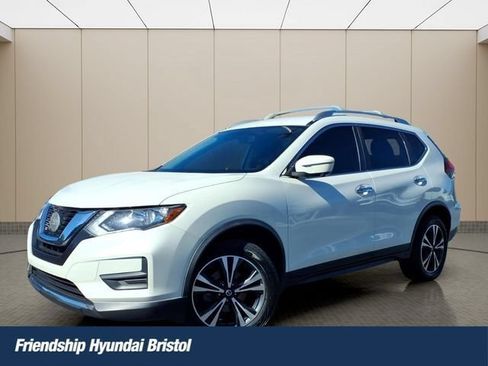 Used 2019 Nissan Rogue SV w/ Premium Package AWD/4WD image 1