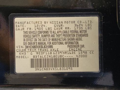 Used 2025 Nissan Versa S w/ S Plus Package FWD image 33