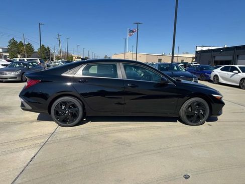 New 2026 Hyundai Elantra SEL Sport w/ Cargo Package image 11