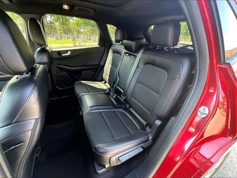 Used 2024 Ford Escape ST-Line AWD/4WD image 25