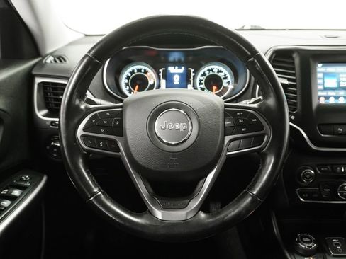 Used 2020 Jeep Cherokee Latitude Plus w/ Cold Weather Group image 19