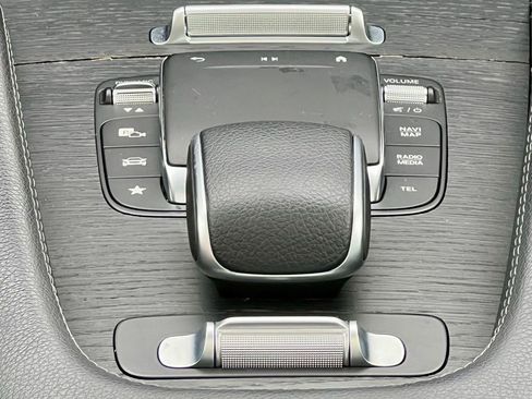 Certified 2023 Mercedes-Benz GLS 450 GLS 450 image 30