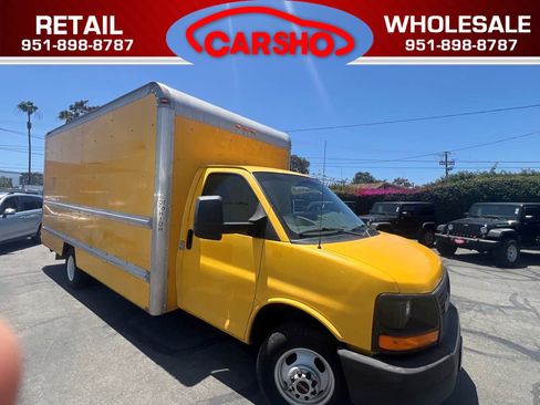 Used 2012 GMC Savana 3500 RWD image 1