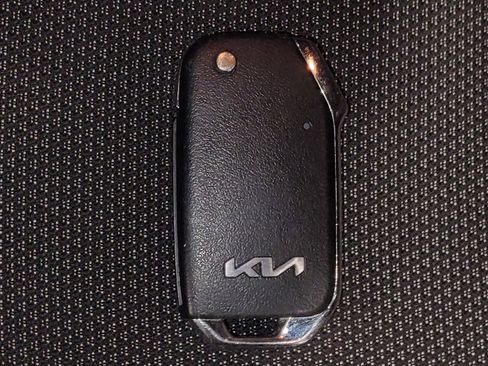 Used 2024 Kia Forte LXS FWD image 32
