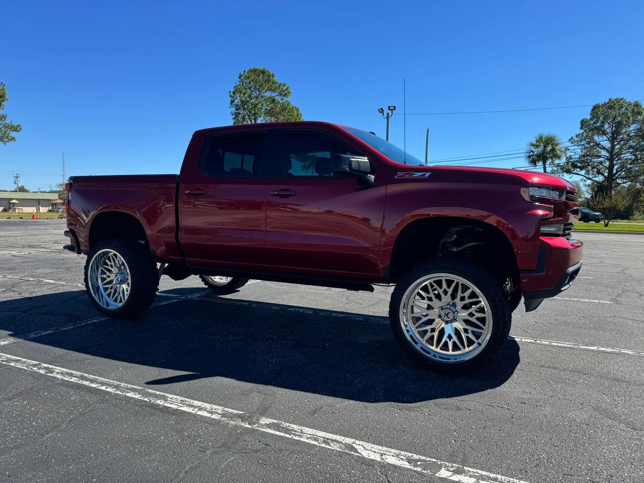 Used 2019 Chevrolet Silverado 1500 RST AWD/4WD image 4