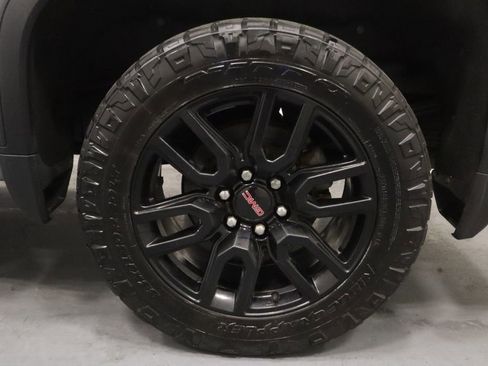 Used 2020 GMC Sierra 1500 Elevation w/ Elevation Value Package AWD/4WD image 24