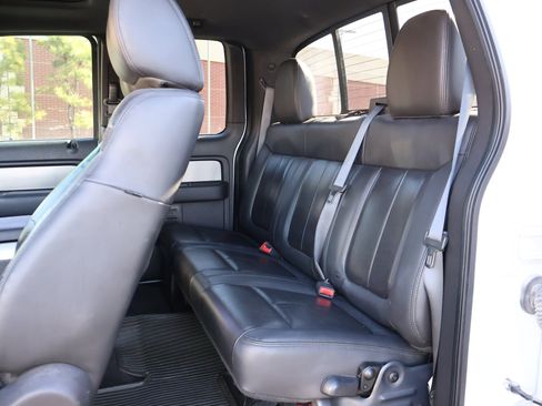 Used 2010 Ford F150 Raptor image 25