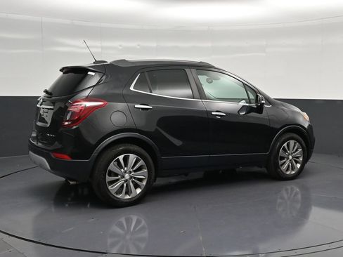 Used 2018 Buick Encore Preferred FWD image 3