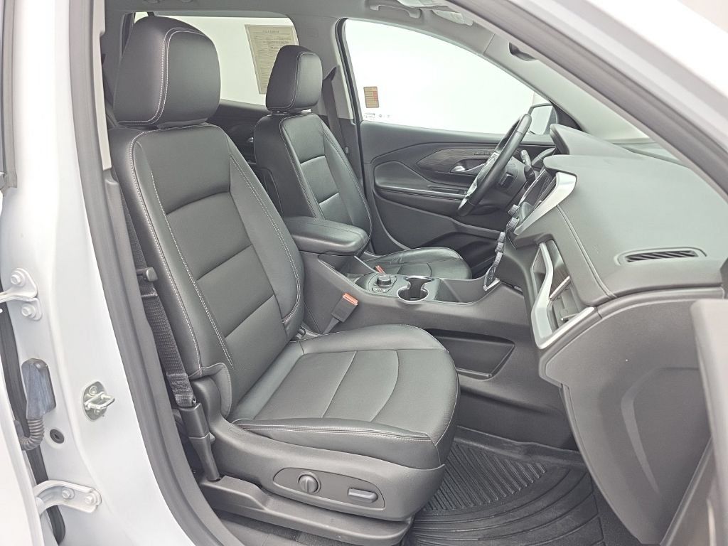 Used 2023 GMC Terrain SLT AWD/4WD image 48