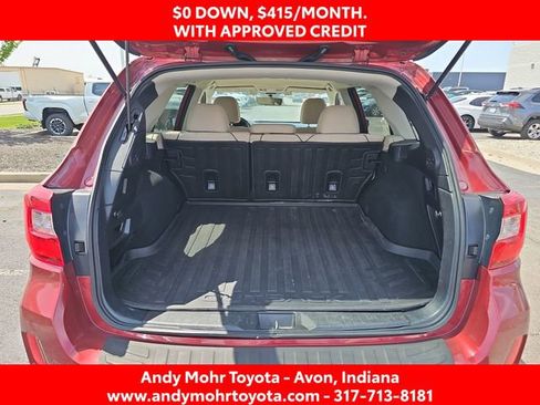 Used 2017 Subaru Outback 2.5i Premium image 12
