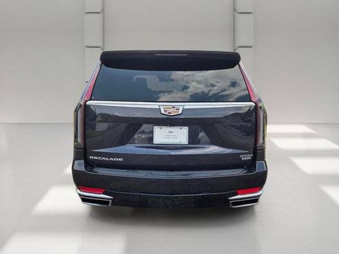 Certified 2024 Cadillac Escalade Premium Luxury AWD/4WD image 4