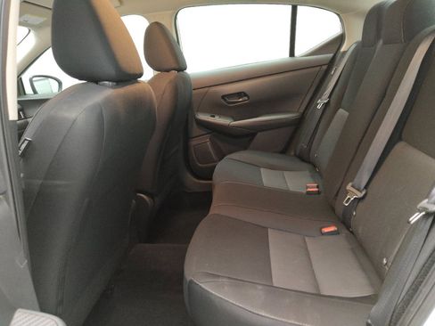 Used 2024 Nissan Sentra SV image 18