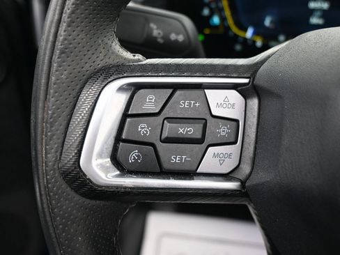 Used 2024 Ford Mustang Premium image 20