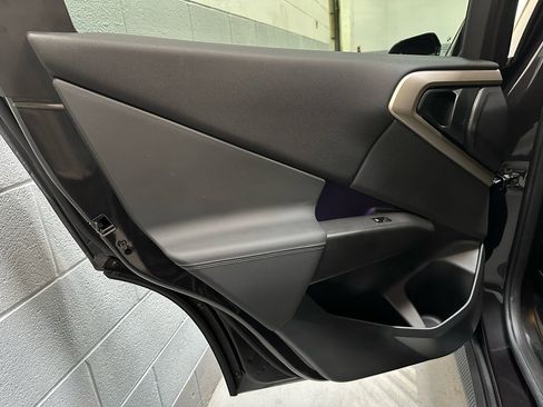 Used 2025 BMW X3 xDrive30i w/ Convenience Package image 13