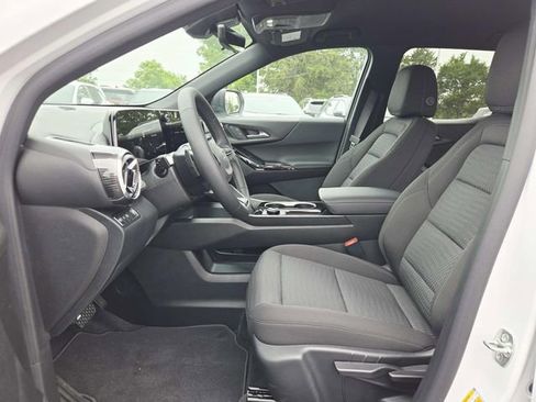 New 2026 Chevrolet Equinox LT FWD image 8