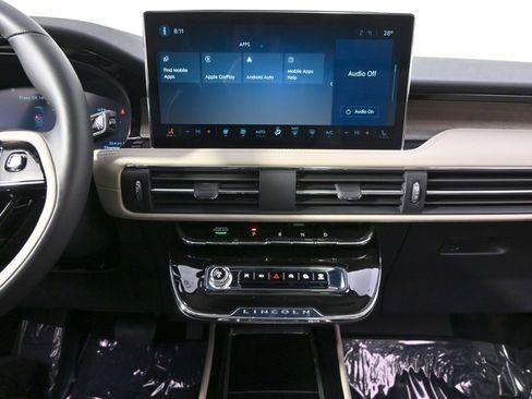 New 2026 Lincoln Corsair Reserve w/ Jet Appearance Package AWD/4WD image 27