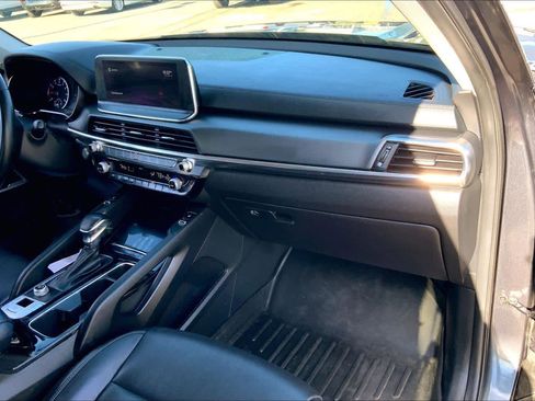 Used 2022 Kia Telluride S image 16