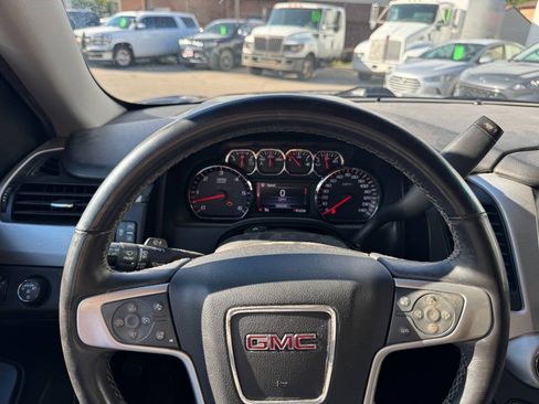 Used 2015 GMC Yukon SLT w/ Open Road Package AWD/4WD image 16