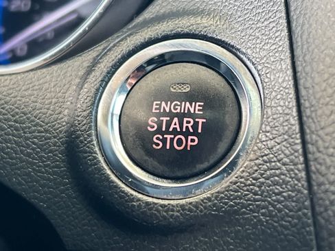 Used 2019 Subaru Outback 2.5i Limited AWD/4WD image 23