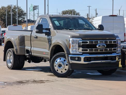 New 2026 Ford F450 XLT w/ 360-Degree Camera Package image 2