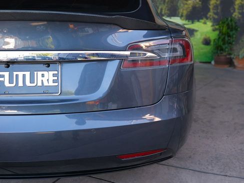 Used 2017 Tesla Model S 75 image 38